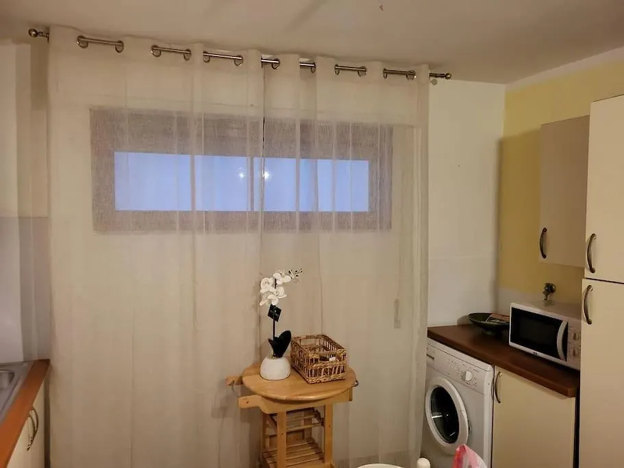 Apartment Trilocale In Seminterrato A 150Mt Da Spiaggia Lido Alghero Italy