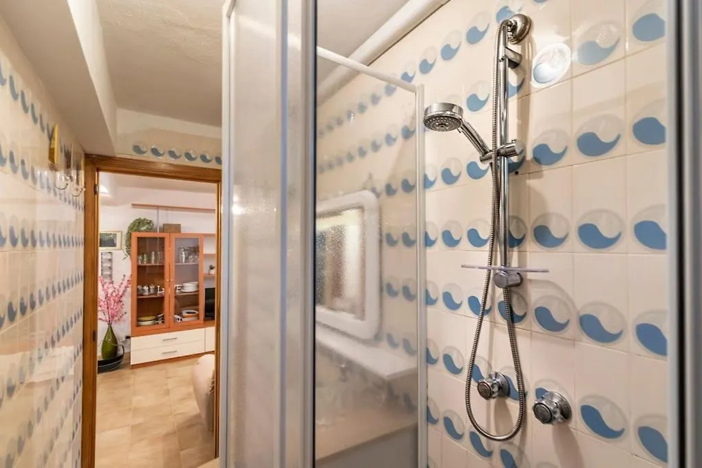 Apartment Trilocale In Seminterrato A 150Mt Da Spiaggia Lido Alghero Italy
