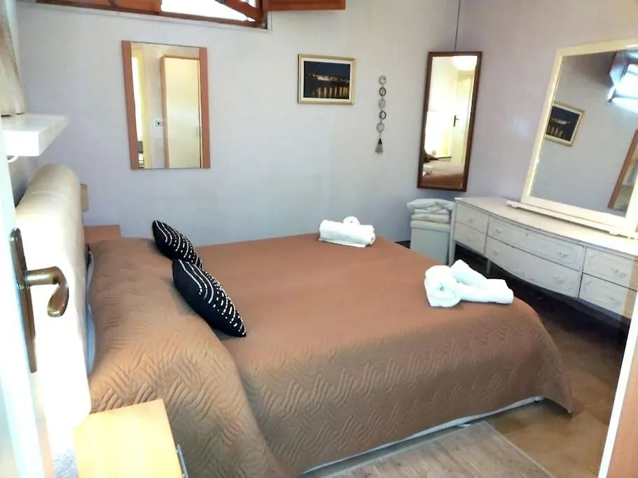 Apartment Trilocale In Seminterrato A 150Mt Da Spiaggia Lido Alghero Italy