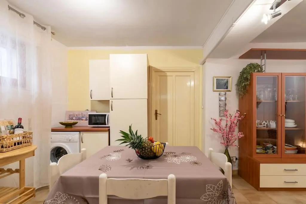 Apartment Trilocale In Seminterrato A 150Mt Da Spiaggia Lido Alghero